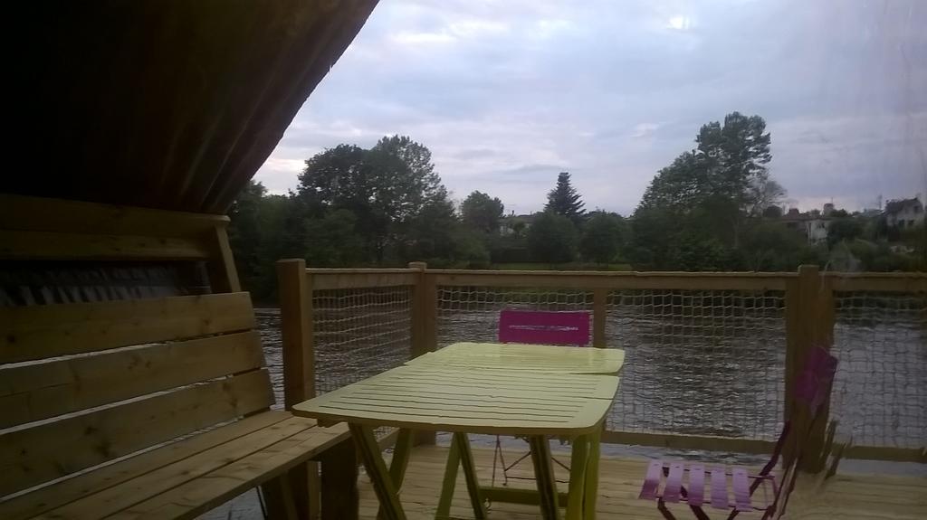 Camping Des Ribieres Конфоланс Екстериор снимка